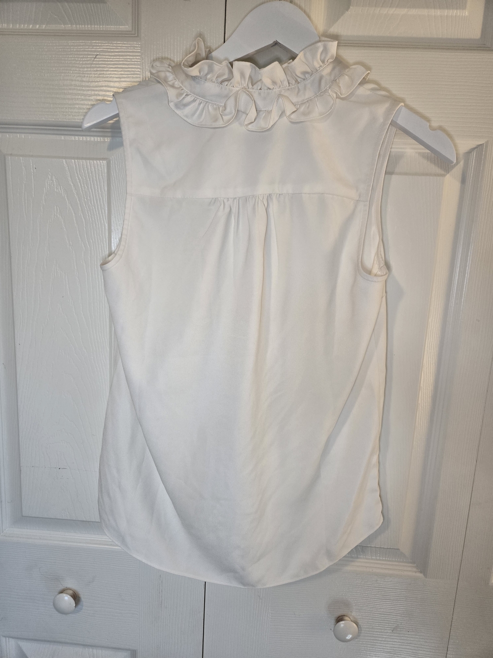 J. Crew White Sleeveless Ruffle-Collar Button Front Top - Picture 2 of 5